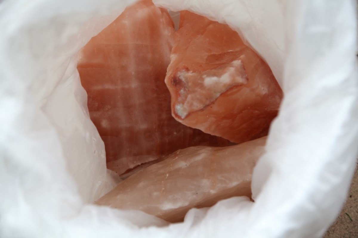 Himalayan Salt Blocks for Livestock - 1/2 Tonne